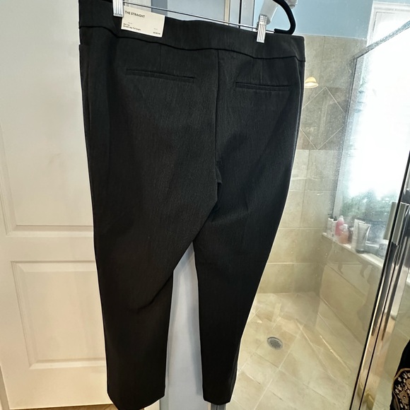 Brand new Ann Taylor Factory “the straight” work pants. Size 14p. - Picture 3 of 4